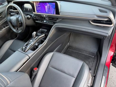 Certified 2025 Toyota Crown Signia w/ Advanced Technology Package AWD/4WD image 18