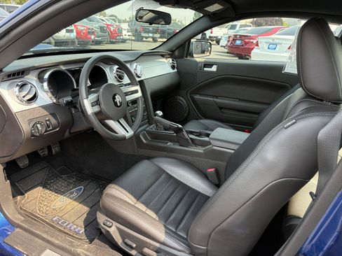 Used 2009 Ford Mustang GT RWD image 9