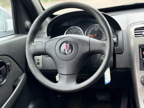 Used 2006 Pontiac Torrent 2WD image 12