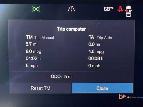 New 2026 Volvo XC60 B5 Plus w/ Protection Package Premier image 15