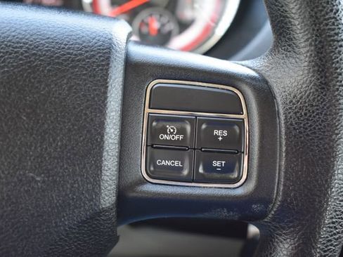 Used 2012 Dodge Grand Caravan American Value Package FWD image 22