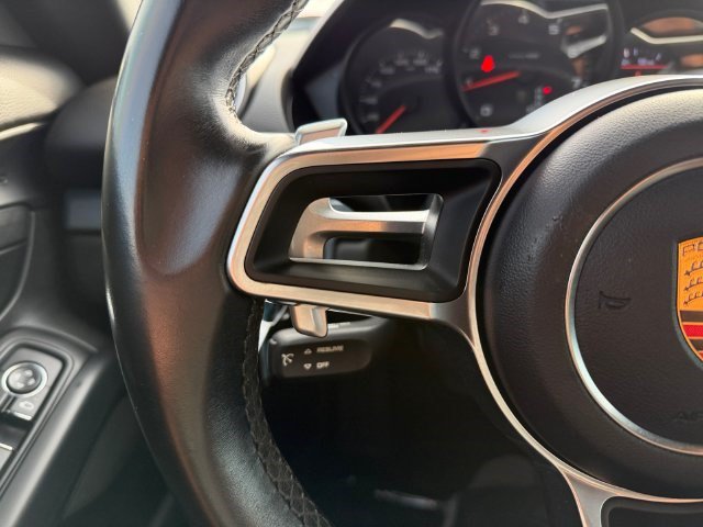 Used 2017 Porsche 718 Cayman RWD image 23