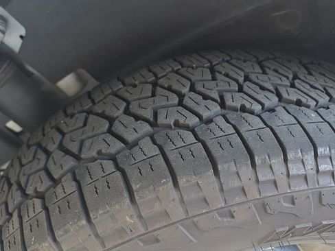 Used 2024 Ford Maverick Tremor w/ Tremor Off-Road Package image 9