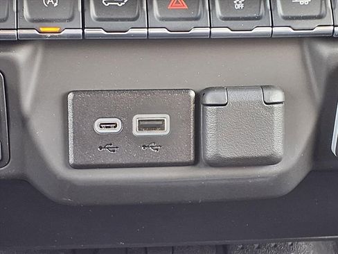 New 2026 Chevrolet Silverado 1500 Custom image 16