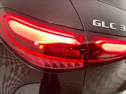 Used 2026 Mercedes-Benz GLC 300 GLC 300 image 24