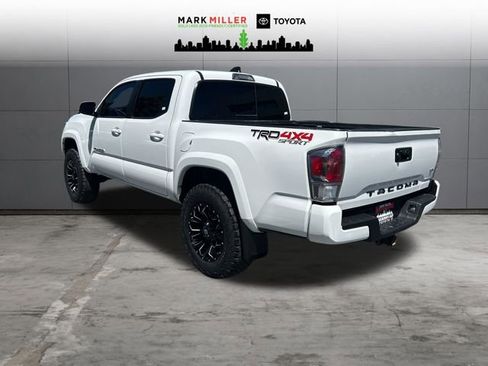 Used 2023 Toyota Tacoma TRD Sport AWD/4WD image 3