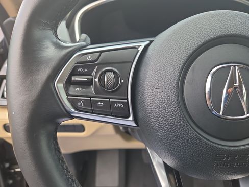 Used 2023 Acura MDX FWD w/ Technology Package image 12