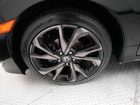 Used 2020 Honda Civic Sport image 26