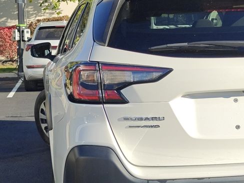 Used 2024 Subaru Outback Premium image 35