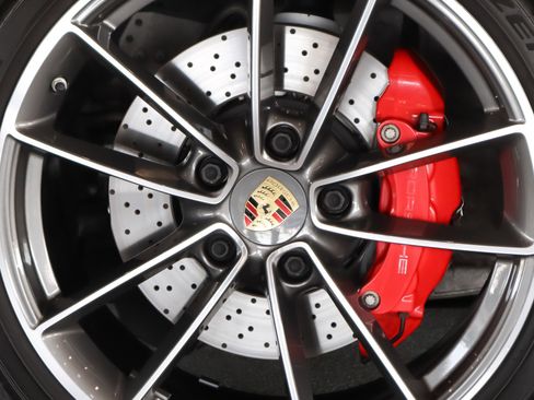 Certified 2020 Porsche 911 Carrera 4S AWD/4WD image 29