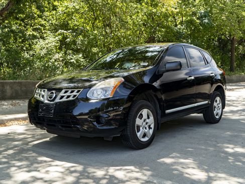 Used 2013 Nissan Rogue S FWD image 5