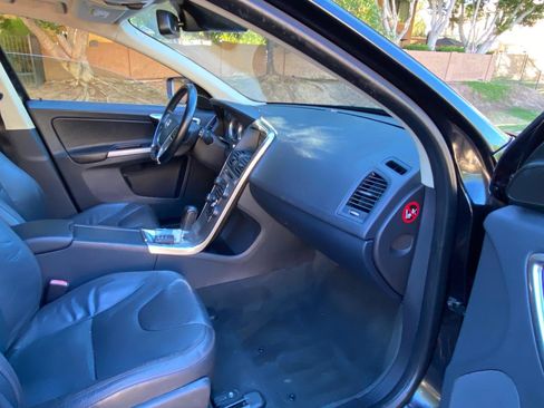 Used 2012 Volvo XC60 3.2 Premier Plus image 53