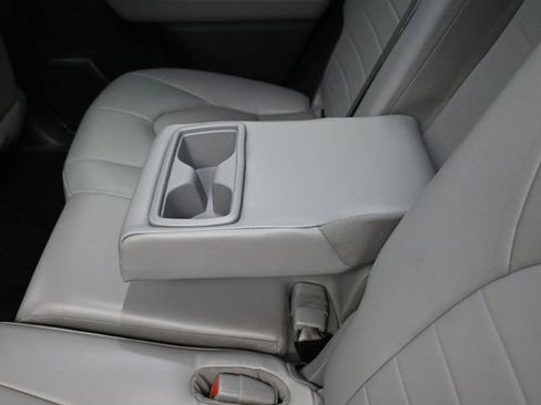 Used 2022 Toyota Highlander XLE image 34