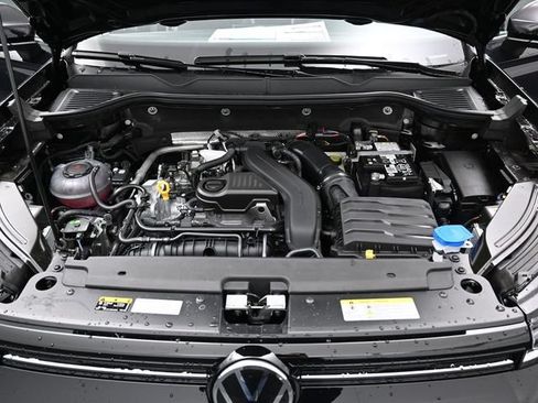 New 2026 Volkswagen Taos SE AWD/4WD image 15