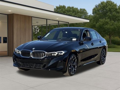 New 2026 BMW 330i xDrive Sedan w/ Convenience Package image 2