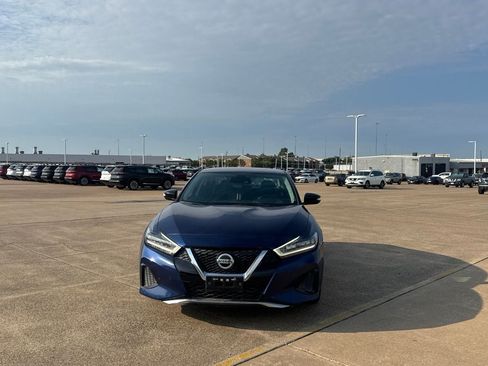 Used 2021 Nissan Maxima 3.5 SV w/ Floor Mat Group FWD image 6