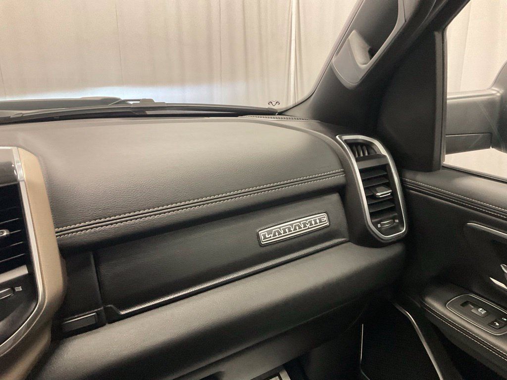 Used 2019 RAM 1500 Laramie w/ Sport Appearance Package AWD/4WD image 29