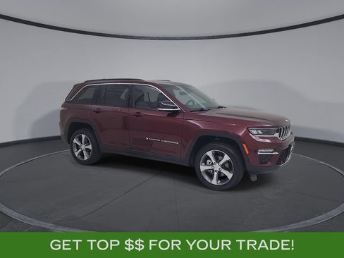 Certified 2025 Jeep Grand Cherokee Limited w/ Luxury Tech Group II AWD/4WD image 2
