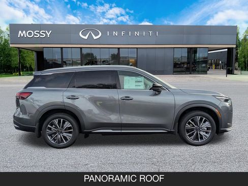 New 2026 INFINITI QX60 Luxe image 6