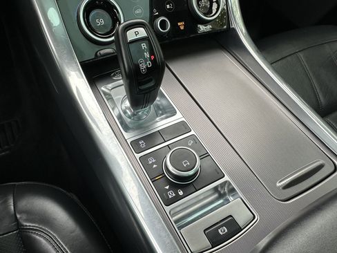 Used 2020 Land Rover Range Rover Sport HSE AWD/4WD image 24