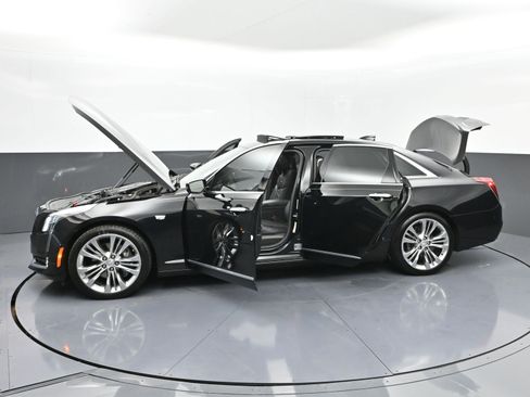 Used 2018 Cadillac CT6 Platinum image 52