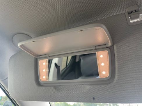 Used 2019 Chevrolet Traverse Premier w/ Driver Confidence II Package image 28