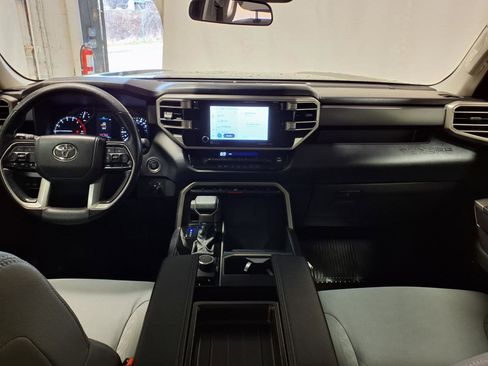 Used 2023 Toyota Tundra SR5 image 11