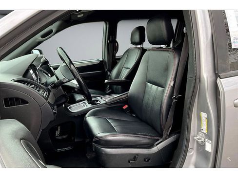 Used 2018 Dodge Grand Caravan GT FWD image 22