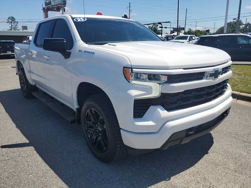 Used 2025 Chevrolet Silverado 1500 RST AWD/4WD image 8
