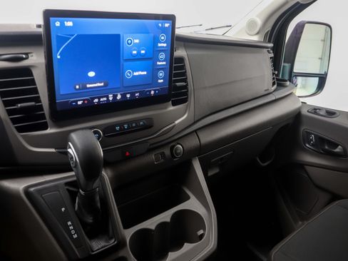 Used 2022 Ford Transit 350 XLT RWD image 17