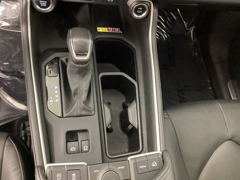 Used 2024 Toyota Grand Highlander AWD image 26