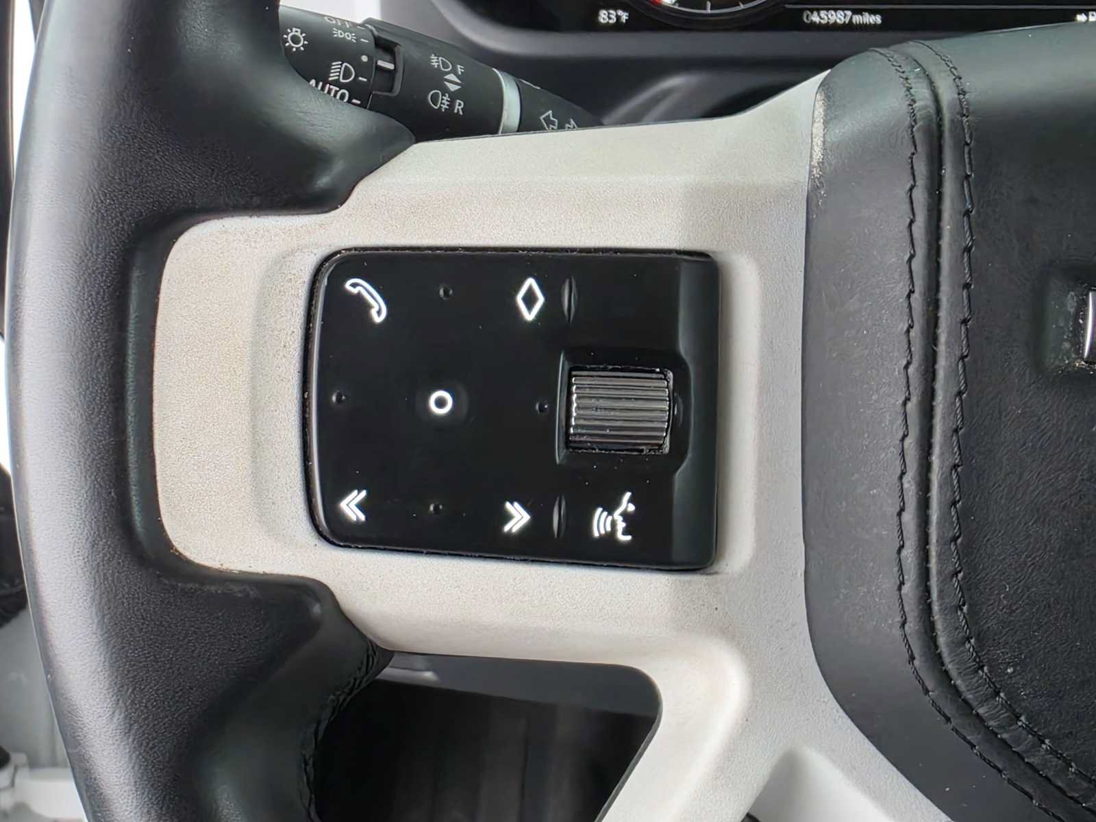 Used 2023 Land Rover Defender 130 First Edition AWD/4WD image 32