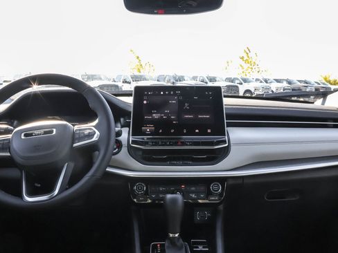 New 2026 Jeep Compass Limited image 13