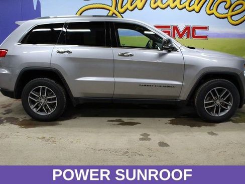 Used 2018 Jeep Grand Cherokee Limited image 1