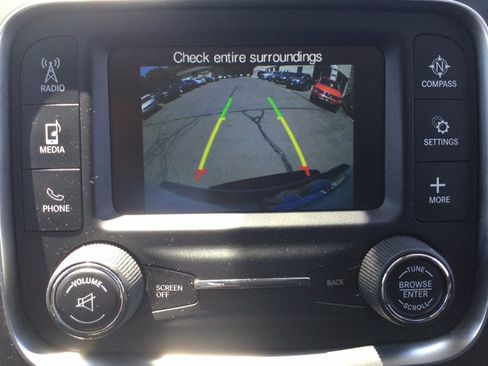 Used 2019 RAM 1500 Classic SLT AWD/4WD image 29