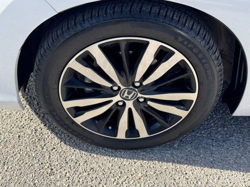 Used 2019 Honda Fit EX image 8