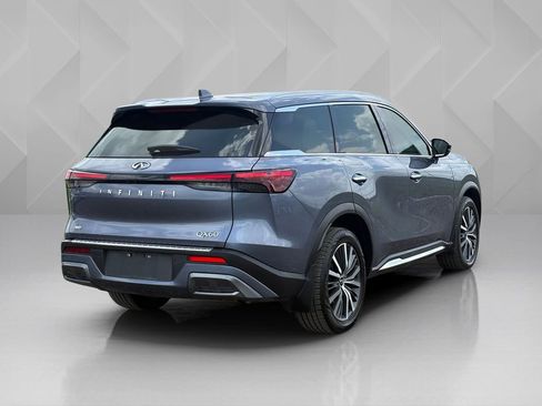 Used 2023 INFINITI QX60 Sensory w/ Vision Package AWD/4WD image 5