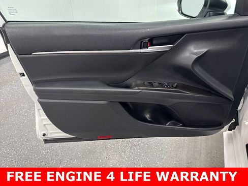 Used 2024 Toyota Camry LE image 6