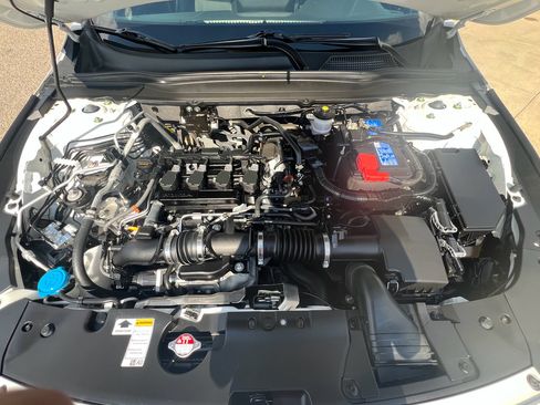 Used 2022 Honda Accord Sport image 31
