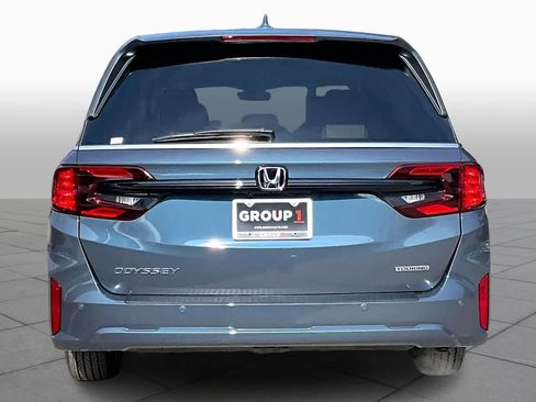 Used 2026 Honda Odyssey Touring image 4