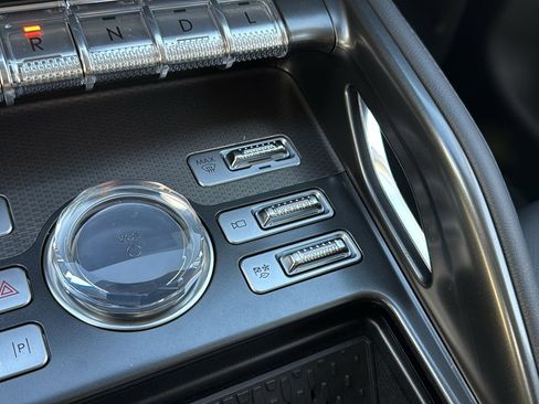 New 2026 Lincoln Nautilus Premier image 24