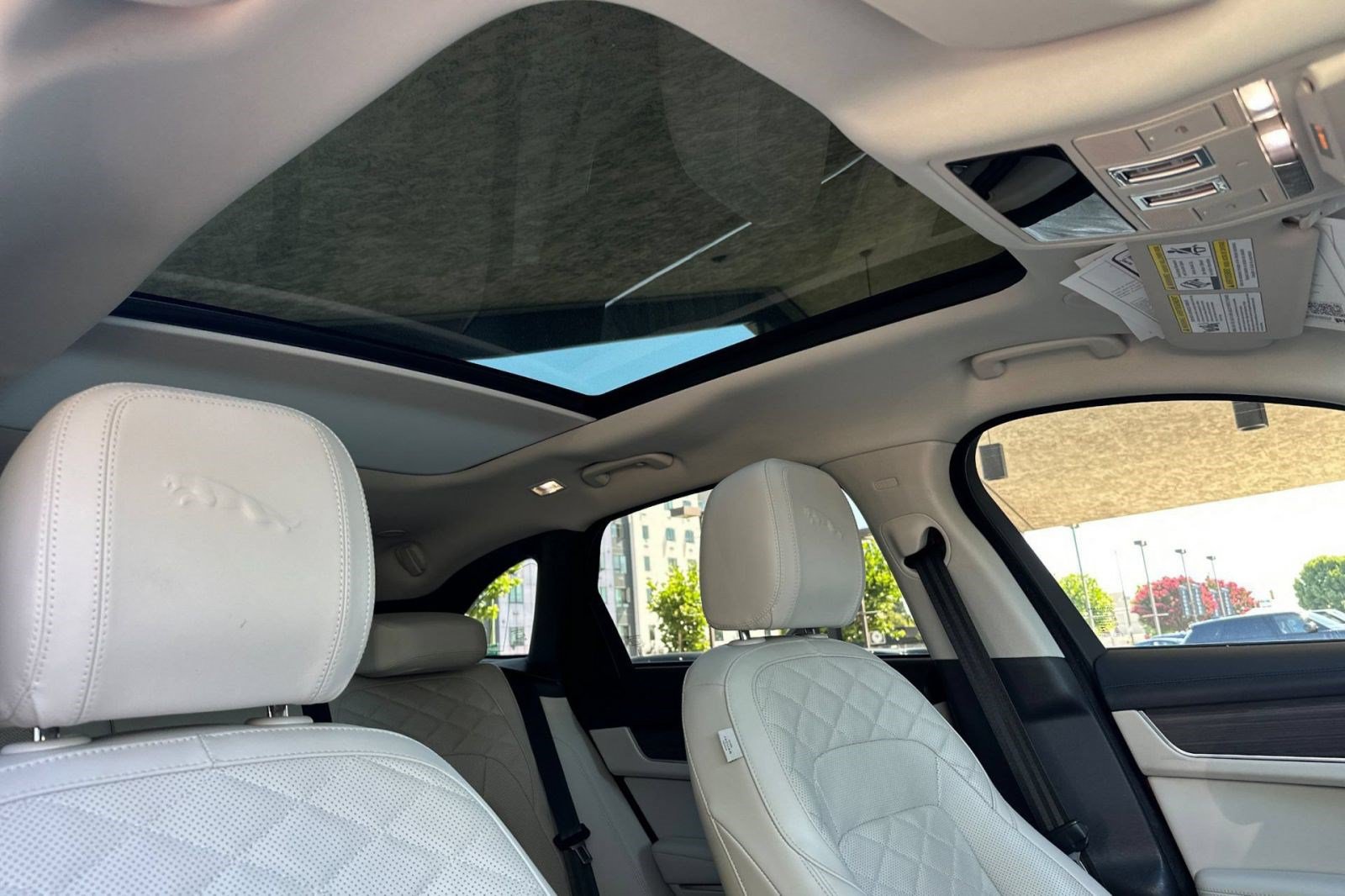 Used 2022 Jaguar F-PACE S AWD/4WD image 25