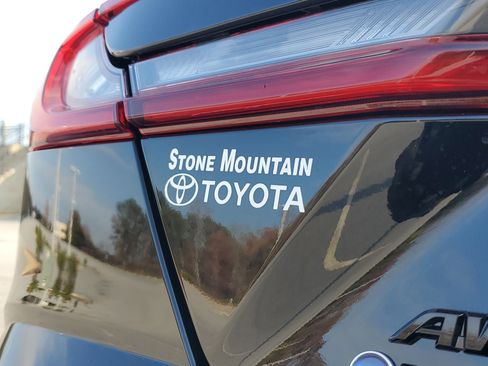 New 2026 Toyota Camry XLE image 9