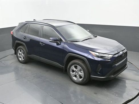Used 2025 Toyota RAV4 XLE w/ Convenience Package image 28