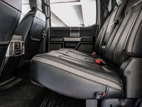 Used 2019 Ford F250 Platinum w/ Platinum Ultimate Package image 38