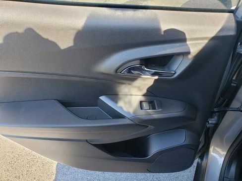 Used 2025 Chevrolet Trax ACTIV w/ Driver Confidence Package image 13