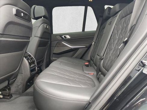 Used 2024 BMW X5 xDrive40i w/ Premium Package image 21