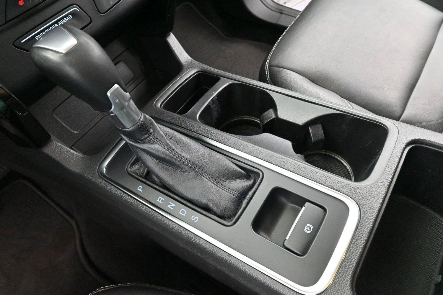 Used 2017 Ford Escape Titanium FWD image 28
