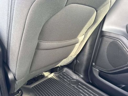 Used 2022 RAM 1500 Big Horn AWD/4WD image 16