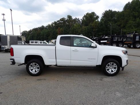 Used 2022 Chevrolet Colorado LT w/ Fleet Safety Package image 9